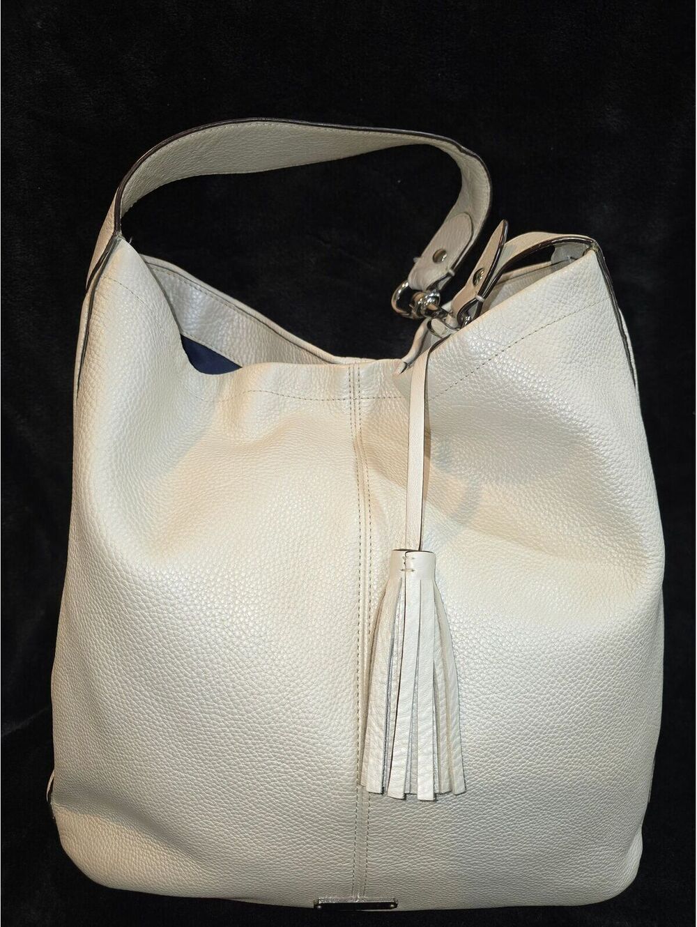 15. 2013 Coach Avery Ivory/Pearl Pebbled Leather Tassel Large